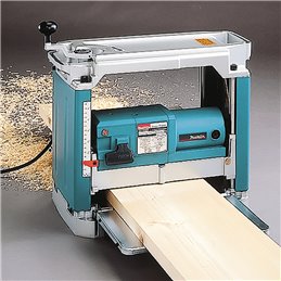 Cepillo Makita 2012NB