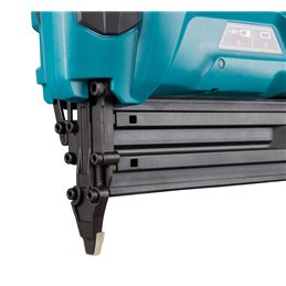 Clavadora LXT® Makita DBN500Z