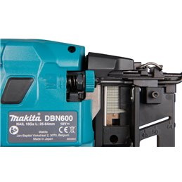 Clavadora LXT® Makita DBN600Z