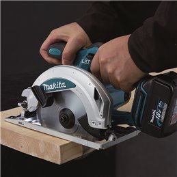 Sierra circular LXT® Makita DSS610Z