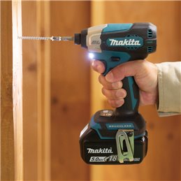 Atornillador de impacto LXT® Makita DTD157RTJ