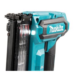 Clavadora neumática XGT® Makita FN001GZ