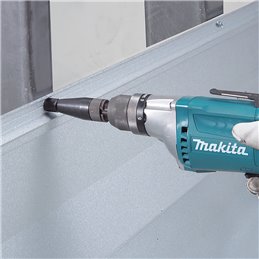 Atornillador Makita FS2700