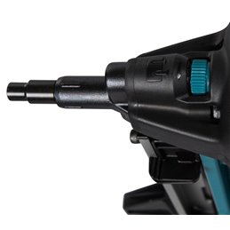 Clavadora de gas Makita GN420CLSE