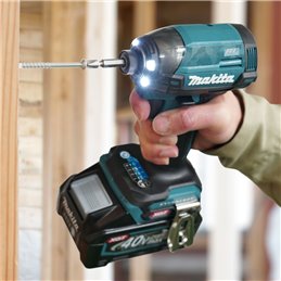 Atornillador de impacto XGT® Makita TD002GZ01