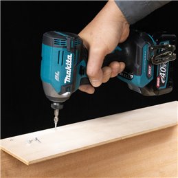 Atornillador de impacto XGT® Makita TD003GZ