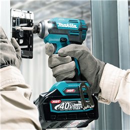 Atornillador de impacto XGT® Makita TD003GZ