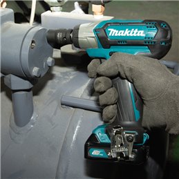 Llave de impacto  CXT® Makita TW141DSAE