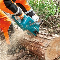 Sierra de cadena XGT® Makita UC012GZ